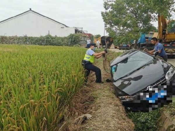 承德市吊车出租电话_吊车出租公司建议广大驾驶员要减少怠